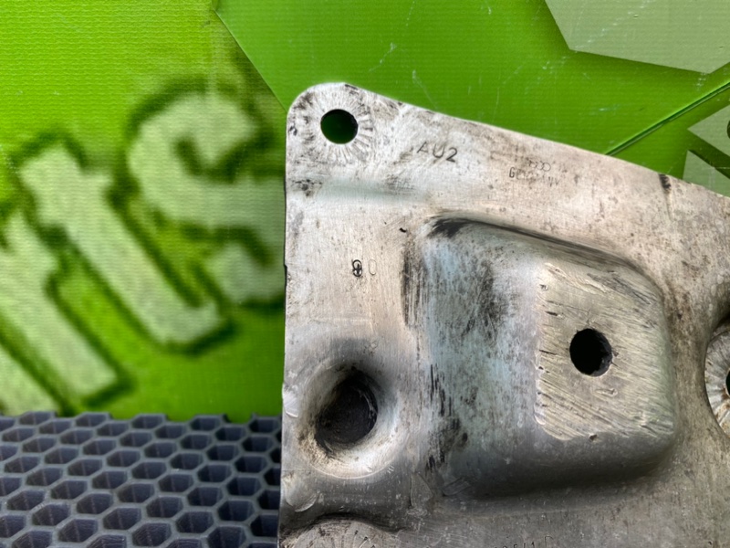 Кронштейн балки, 500 рублей, Калининград