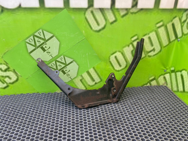 Кронштейн впускного коллектора, 1000 рублей, Калининград