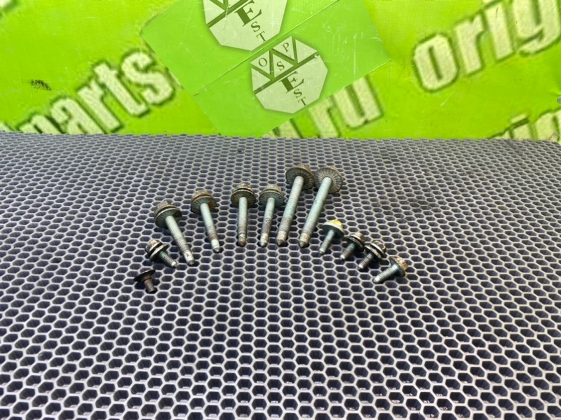 Болты подрамника, 1700 рублей, Калининград