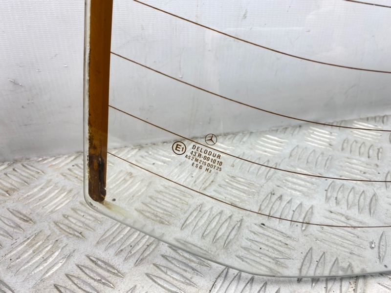 Стекло заднее, 2100 рублей, Калининград