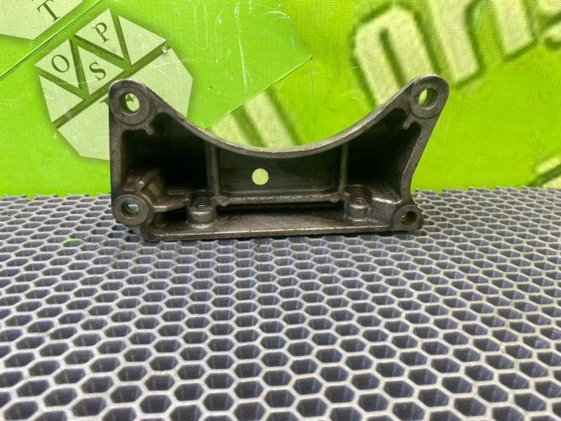 Кронштейн АКПП, 1000 рублей, Калининград