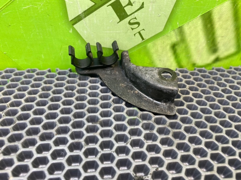 Кронштейн, 500 рублей, Калининград