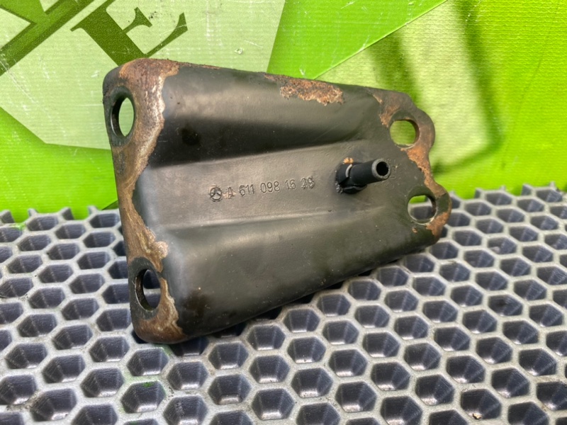 Кронштейн, 1000 рублей, Калининград