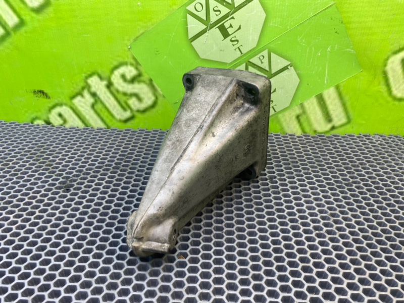 Кронштейн двигателя, 1400 рублей, Калининград