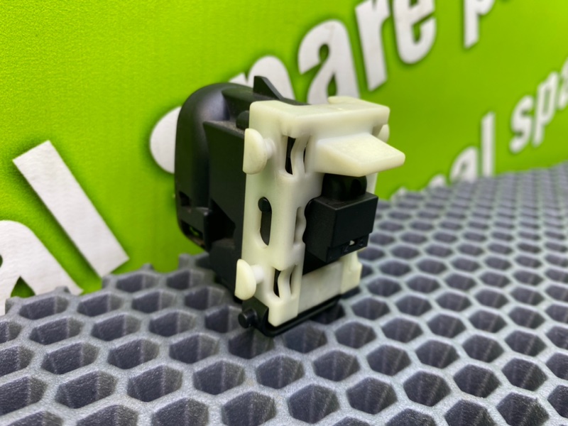 Кнопка стеклоподъемника, 600 рублей, Калининград