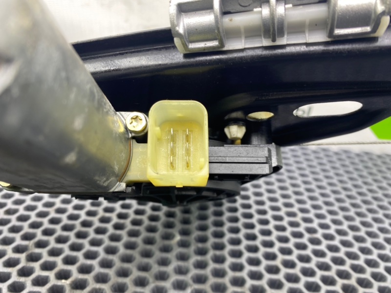 Стеклоподъемник, 2100 рублей, Калининград