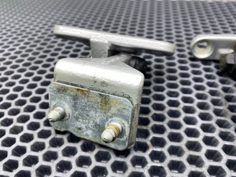 Петли дверей, 1000 рублей, Калининград