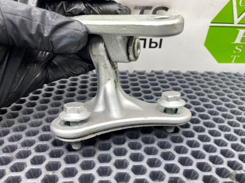 Петли дверей, 1000 рублей, Калининград