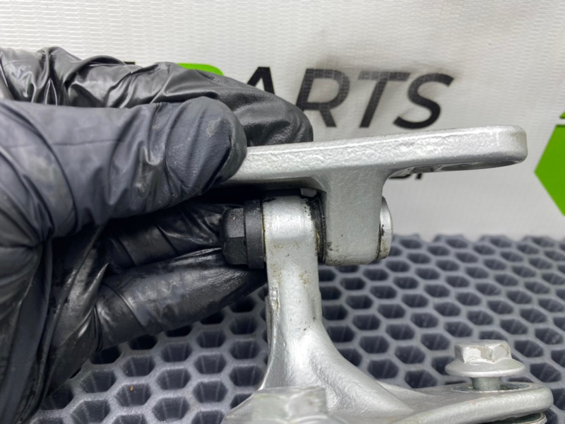 Петли дверей, 1000 рублей, Калининград