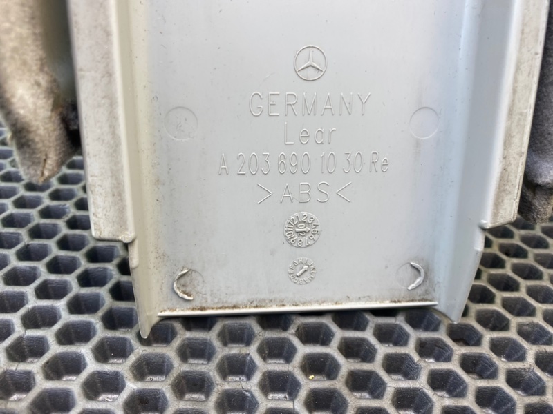 Накладки стоек, 1000 рублей, Калининград