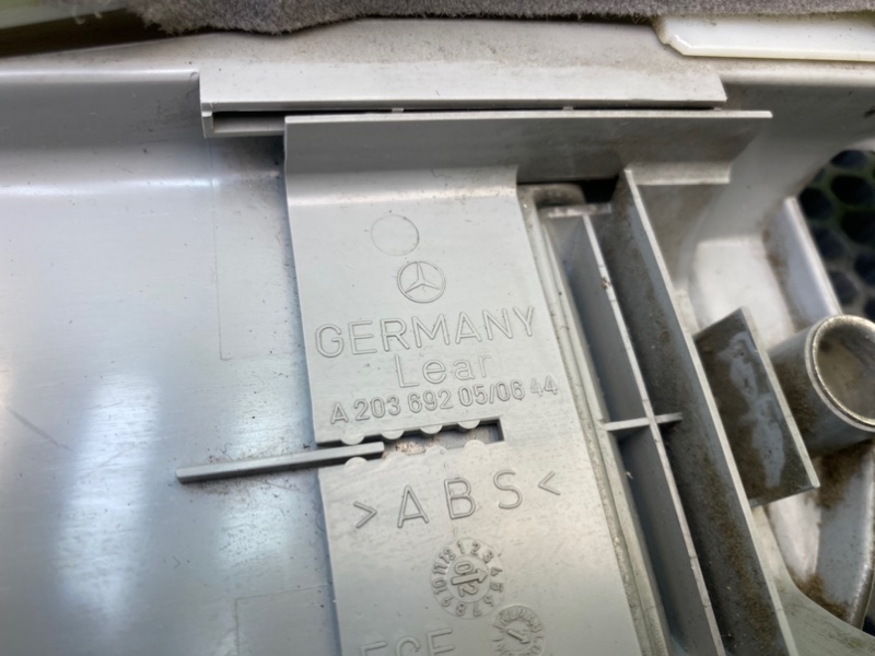 Накладки стоек, 1000 рублей, Калининград