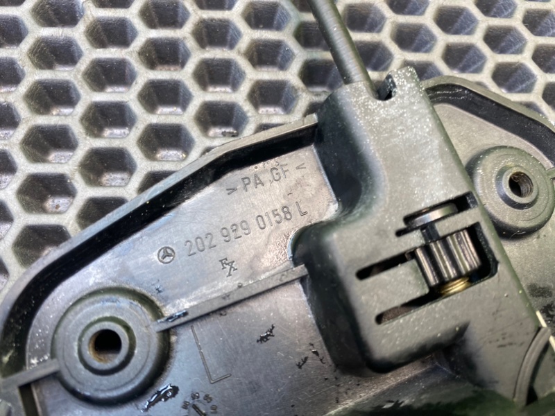 Замок спинки сиденья, 1600 рублей, Калининград