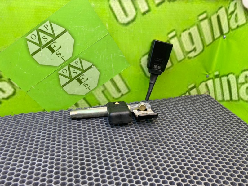 Замок ремня безопасности, 1000 рублей, Калининград