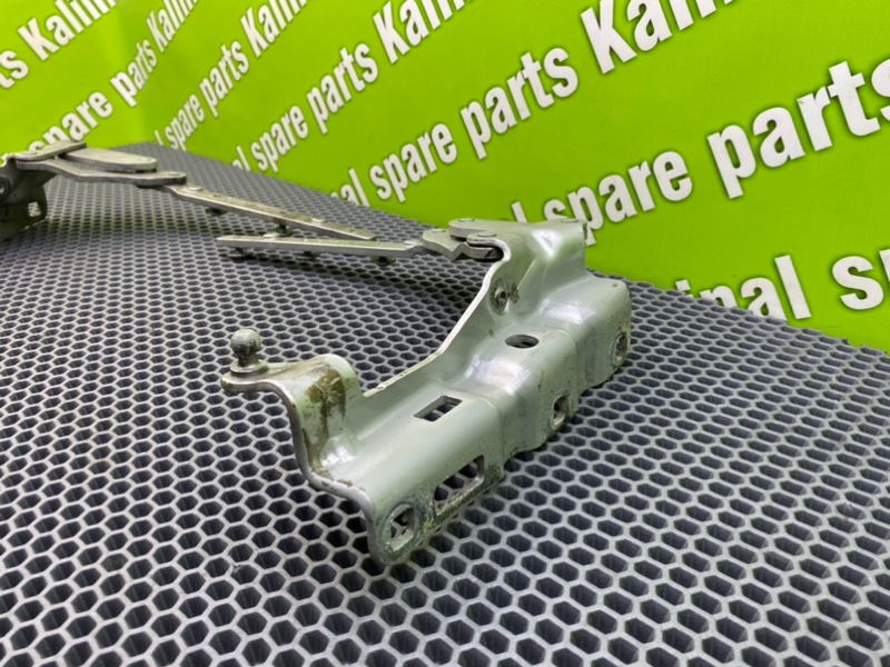 Петли капота, 2100 рублей, Калининград