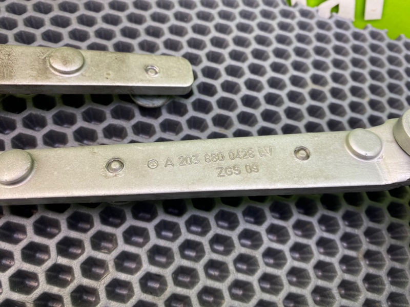 Петли капота, 2100 рублей, Калининград