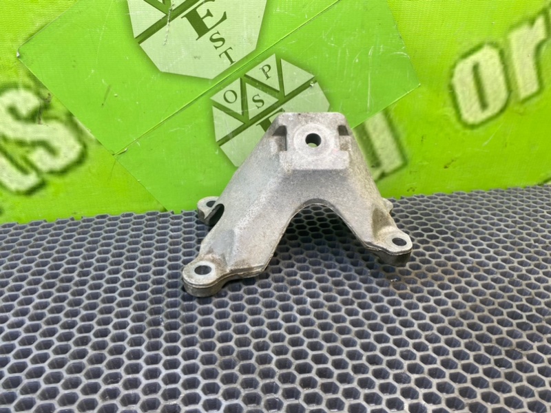 Кронштейн двигателя, 1600 рублей, Калининград