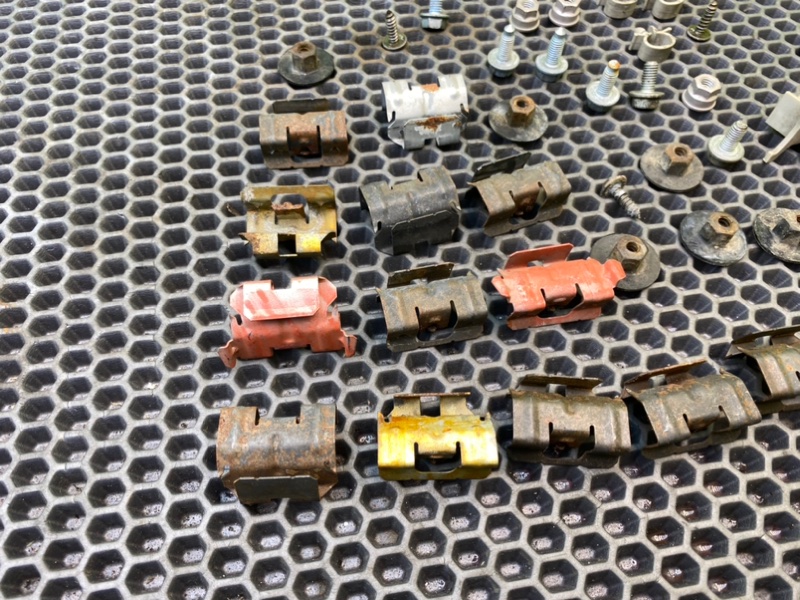 Болты салона, 1500 рублей, Калининград