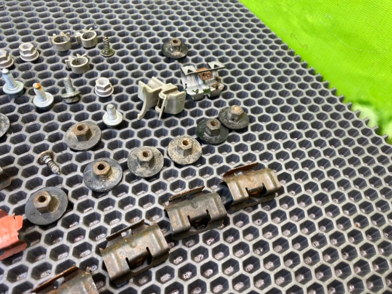 Болты салона, 1500 рублей, Калининград