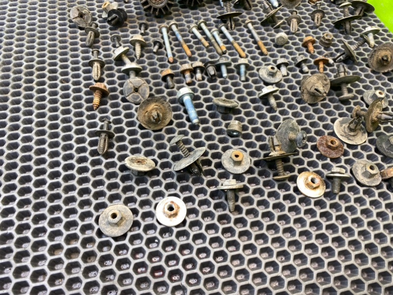 Болты, 2200 рублей, Калининград