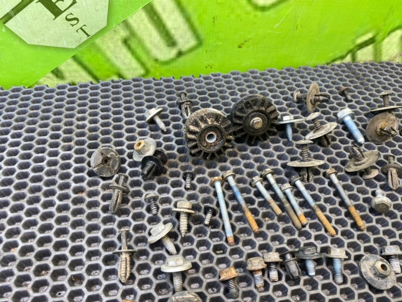 Болты, 2200 рублей, Калининград