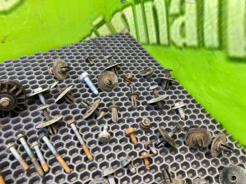 Болты, 2200 рублей, Калининград