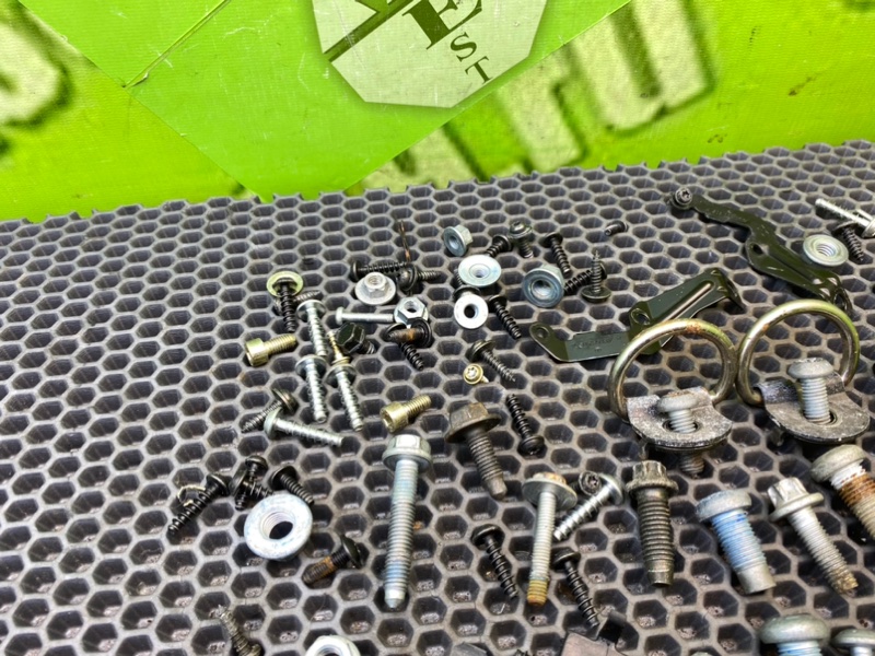 Болты салона, 2200 рублей, Калининград