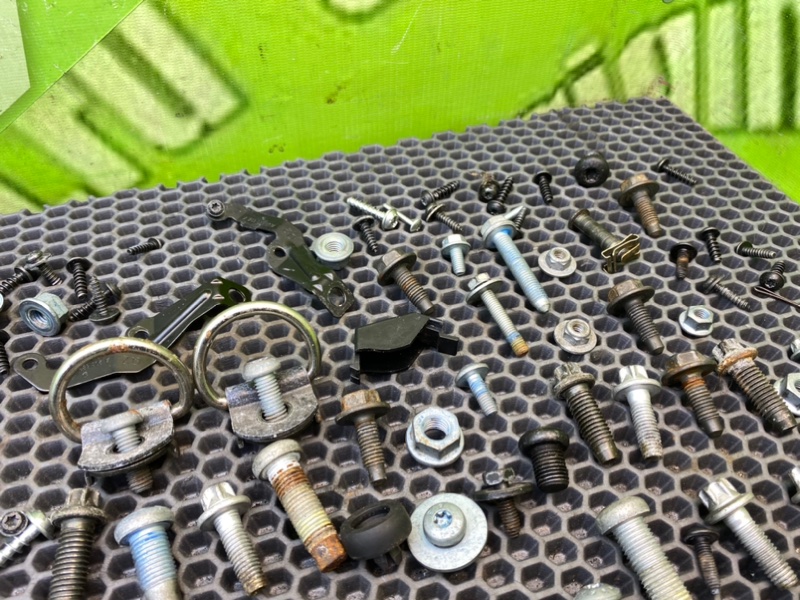 Болты салона, 2200 рублей, Калининград