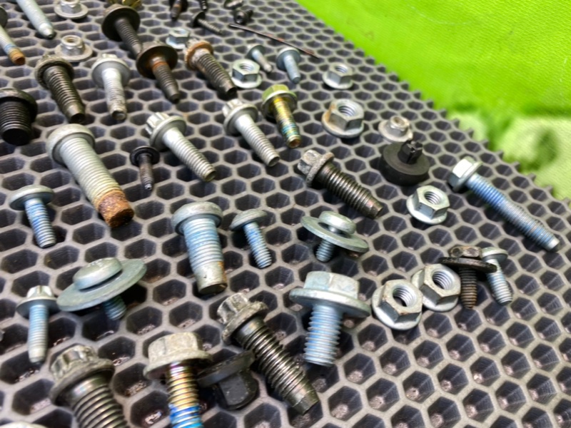 Болты салона, 2200 рублей, Калининград