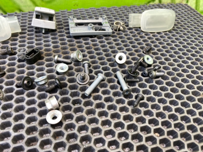 Болты салона, 1200 рублей, Калининград