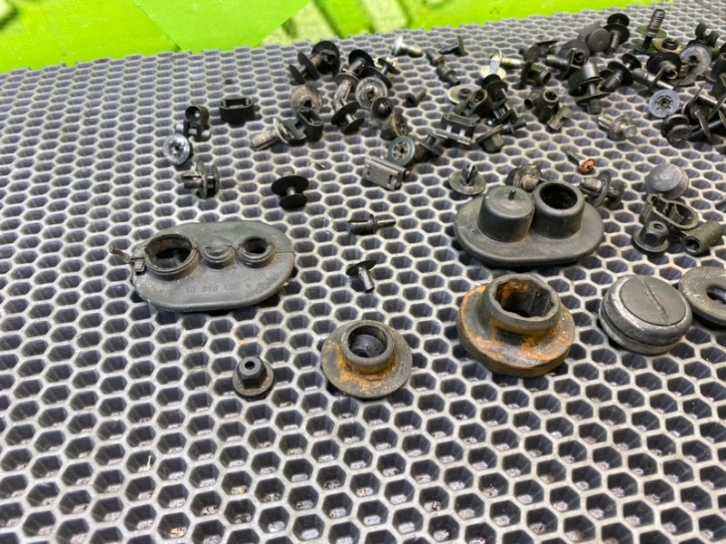 Болты, 1700 рублей, Калининград