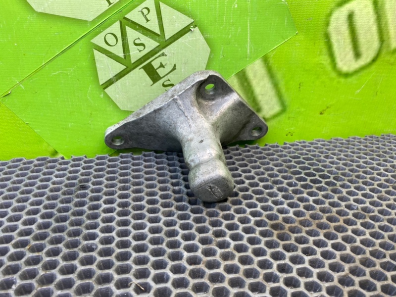 Кронштейн двигателя, 800 рублей, Калининград