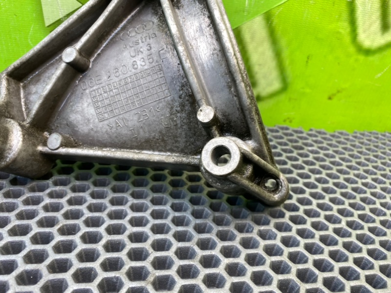 Кронштейн компрессора кондиционера, 700 рублей, Калининград