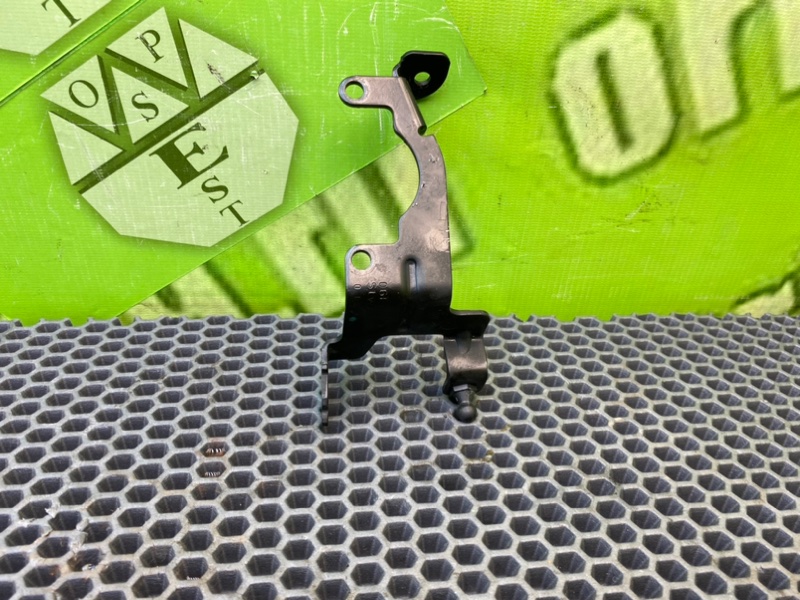 Кронштейн, 600 рублей, Калининград