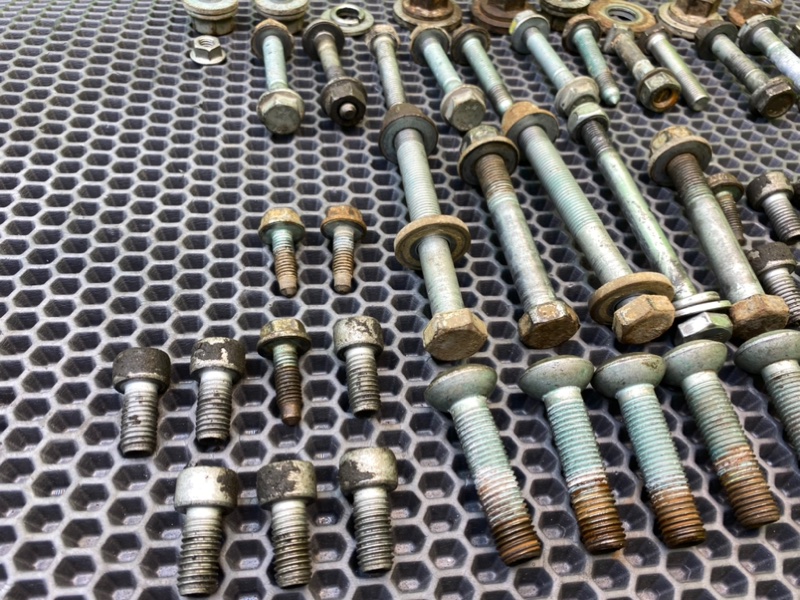 Болты подвески, 1800 рублей, Калининград