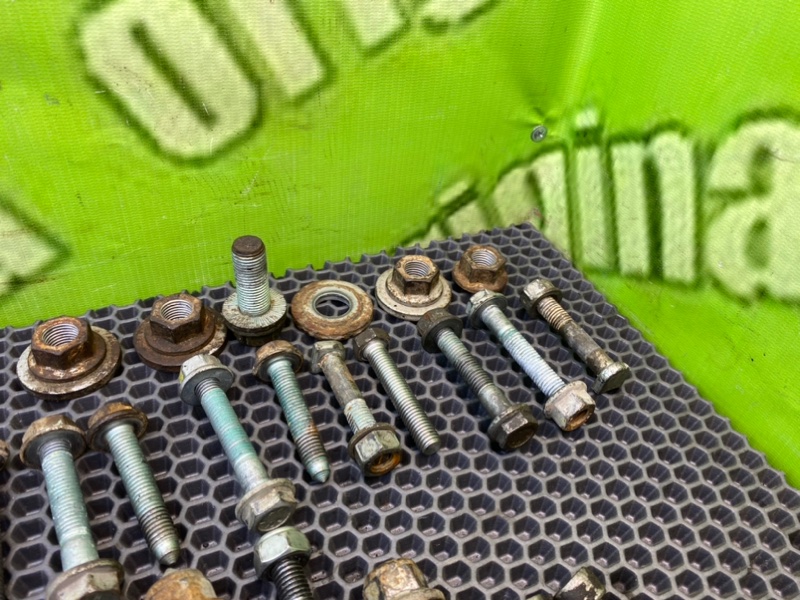 Болты подвески, 1800 рублей, Калининград