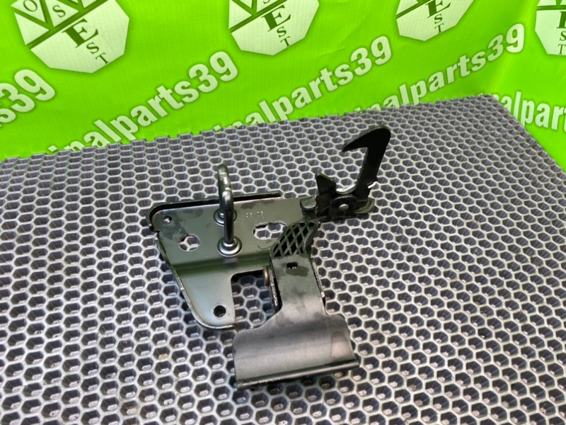 Замок капота, 1500 рублей, Калининград