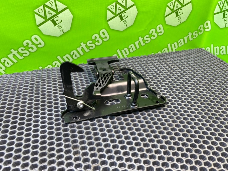 Замок капота, 1500 рублей, Калининград