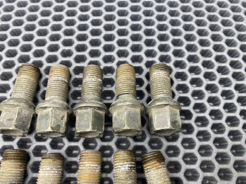 Колесные болты, 2200 рублей, Тверь