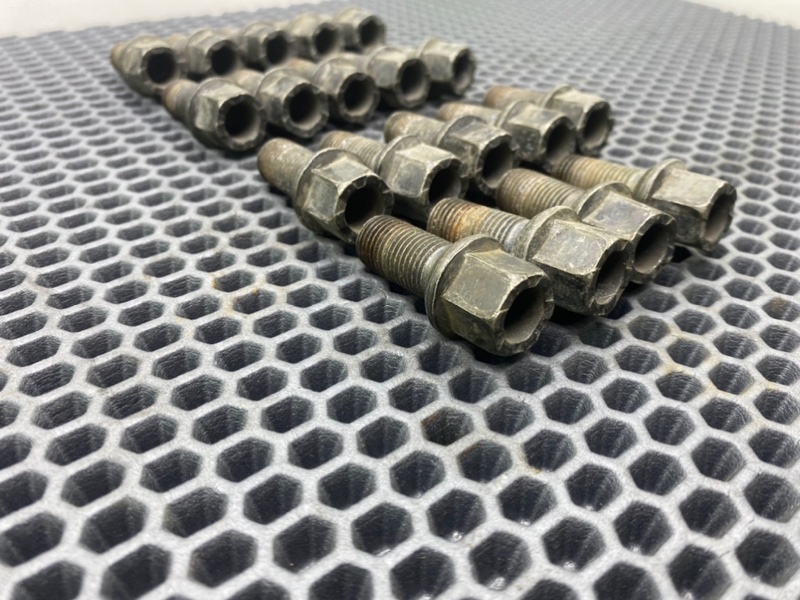 Колесные болты, 2200 рублей, Тверь