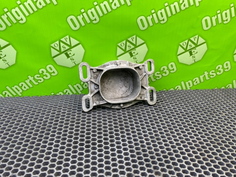 Кронштейн двигателя, 1000 рублей, Калининград