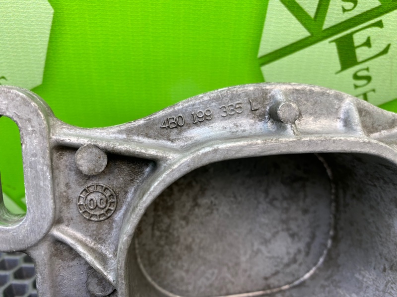 Кронштейн двигателя, 1000 рублей, Калининград