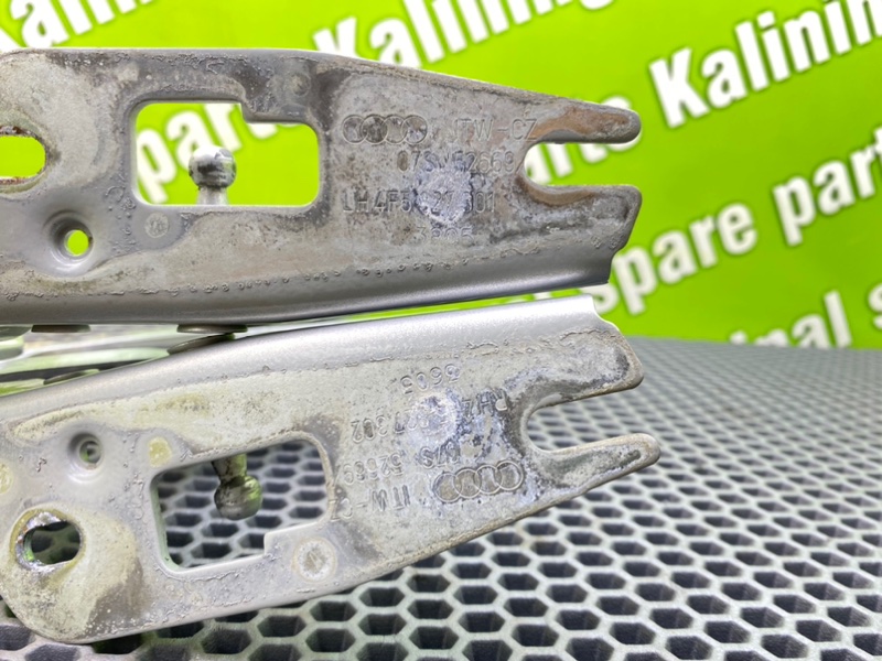 Петли багажника, 2100 рублей, Калининград