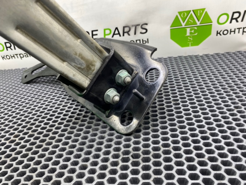 Кронштейн усилителя бампера, 1600 рублей, Калининград