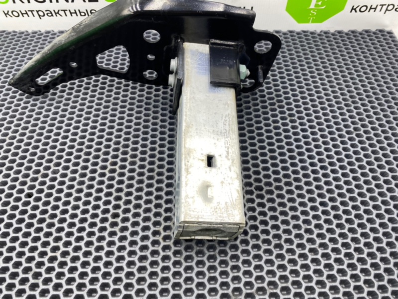 Кронштейн усилителя бампера, 1600 рублей, Калининград