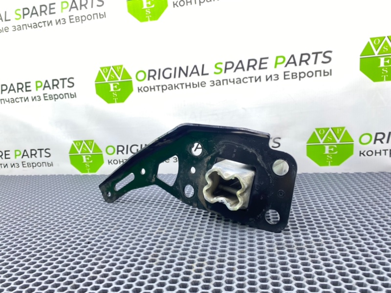 Кронштейн усилителя бампера, 1600 рублей, Калининград