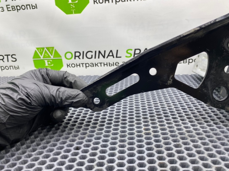 Кронштейн усилителя бампера, 1600 рублей, Калининград