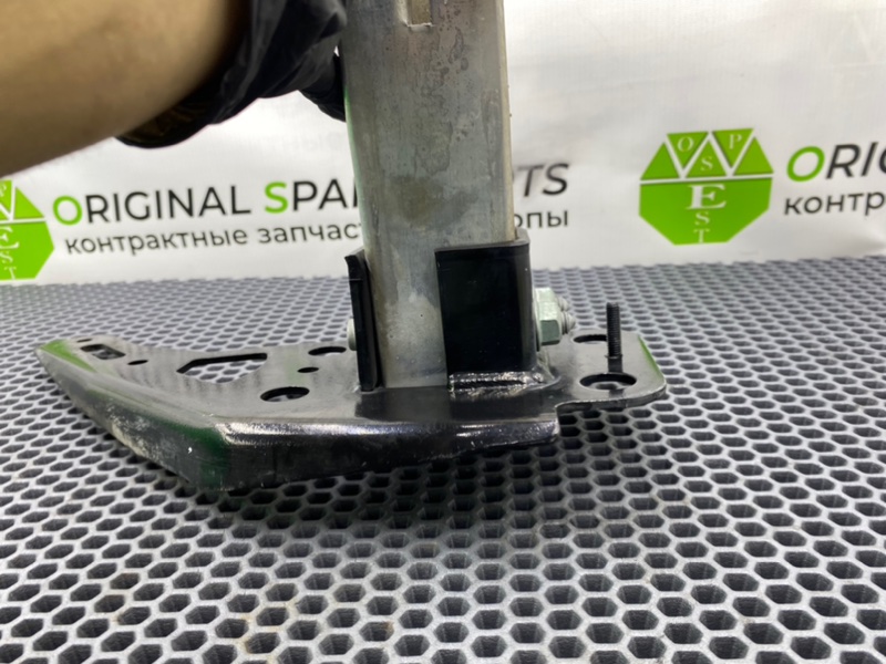 Кронштейн усилителя бампера, 1600 рублей, Калининград