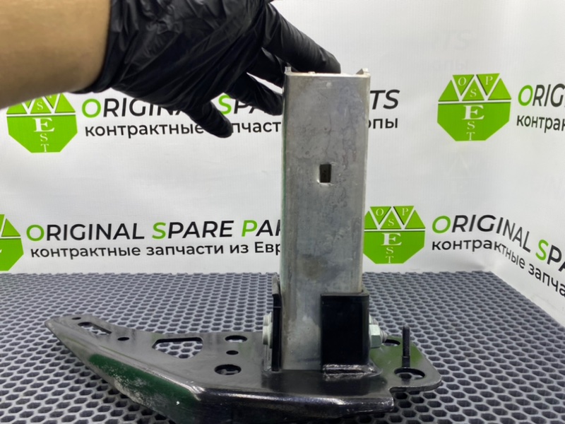 Кронштейн усилителя бампера, 1600 рублей, Калининград