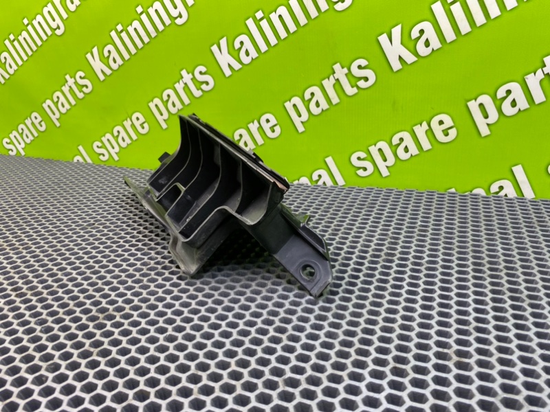 Кронштейн бампера, 1000 рублей, Калининград