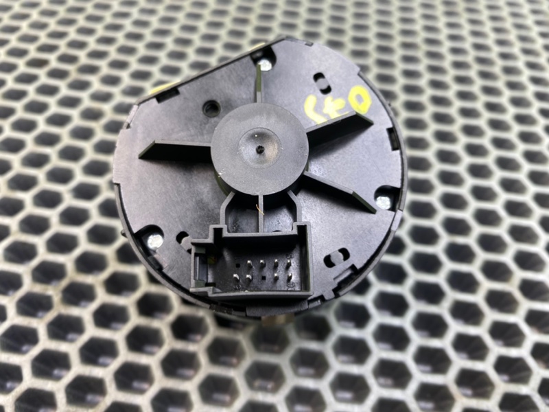 Переключатель света, 1400 рублей, Калининград